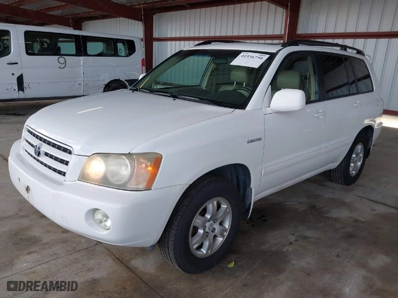 2001 Toyota Highlander with VIN JTEGF21A410022192, listed as a IAAI auction lot 41536750 with 243,401 mi miles. Bid and sale history available at carsss.com. Image 2.
