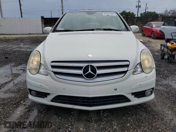 2008 Mercedes-Benz R 3.5L with VIN 4JGCB65E28A084418, listed as a Copart auction lot 63391385 with 120,038 mi miles and Salvage title. Bid and sale history available at DreamBid. Image 5.