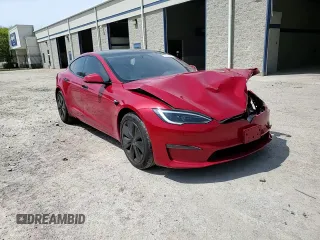 2022 Tesla Model S z VIN 5YJSA1E53NF486764, wystawiony jako Copart lot #52705885 z przebiegiem 73 637 mil mil oraz Szkoda całkowita • Salvage title. Historia ofert i sprzedaży dostępna na DreamBid. Obrazek 11.