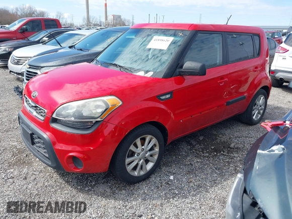 2013 Kia Soul with VIN KNDJT2A50D7614366, listed as a IAAI auction lot 41898620 with 141,160 mi miles. Bid and sale history available at carsss.com. Image 2.