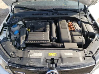 2015 Volkswagen Jetta Sedan Hybrid SEL Premium with VIN 3VW637AJXFM316204, listed as a Copart auction lot 55303853 with 100,746 mi miles. Bid and sale history available at carsss.com. Image 11.