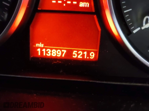 2013 BMW 3 Series 328i xDrive с VIN WBAKF3C52DJ385669, выставлен на аукционе IAAI как лот 42378813 с пробегом 113 897 миль миль и . История ставок и продаж доступна на DreamBid. Изображение 14.