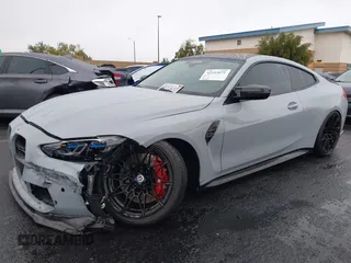 2023 BMW M4 Competition xDrive с VIN WBS43AZ00PCM16326, выставлен на аукционе IAAI как лот 42153872 с пробегом 10 165 миль миль и . История ставок и продаж доступна на DreamBid. Изображение 18.