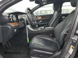 2017 Mercedes-Benz E 300 Luxury z VIN WDDZF4KB8HA108146, wystawiony jako Copart lot #58291275 z przebiegiem 96 000 mil mil oraz Szkoda całkowita • Salvage title. Historia ofert i sprzedaży dostępna na DreamBid. Obrazek 7.
