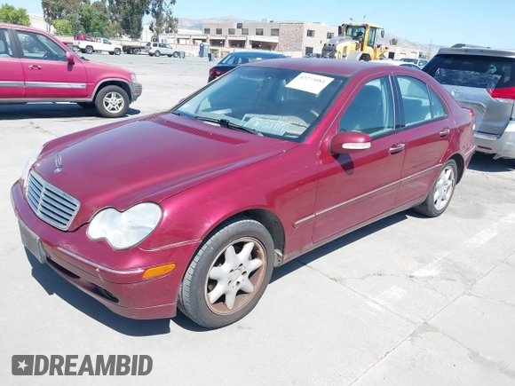 2001 Mercedes-Benz C 230/260/280/320 with VIN WDBRF61J21F056048, listed as a IAAI auction lot 42273081 with 138,637 mi miles and . Bid and sale history available at DreamBid. Image 2.