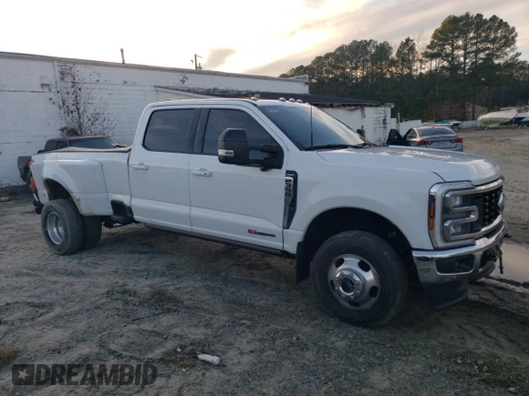 2024 Ford F-350 XL with VIN 1FT8W3DM8REC02732, listed as a Copart auction lot 80866094 with 16,411 mi miles and Salvage Title. Bid and sale history available at DreamBid. Image 4.
