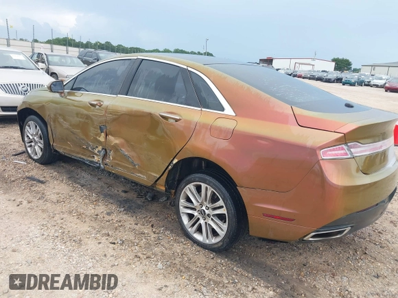 2014 Lincoln MKZ with VIN 3LN6L2GK5ER808304, listed as a IAAI auction lot 42452852 with 193,252 mi miles and . Bid and sale history available at DreamBid. Image 3.