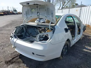 2006 BMW 5 Series 530i with VIN WBANE73546CM36068, listed as a IAAI auction lot 41826947 with Not Provided miles and . Bid and sale history available at carsss.com. Image 18.