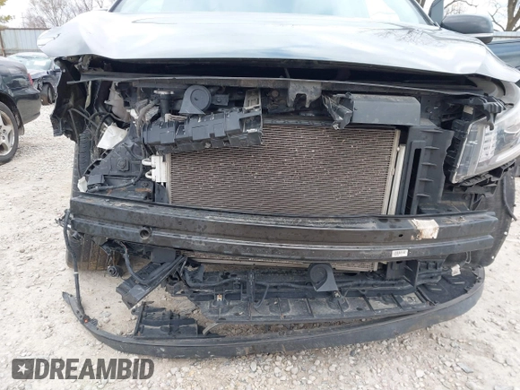 2019 Kia Sedona EX with VIN KNDMB5C13K6534221, listed as a IAAI auction lot 41880056 with 140,726 mi miles. Bid and sale history available at carsss.com. Image 6.