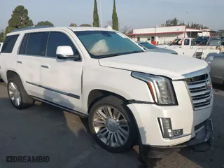 2016 Cadillac Escalade Platinum with VIN 1GYS4DKJ5GR260260, listed as a IAAI auction lot 41476668 with 108,058 mi miles. Bid and sale history available at carsss.com. Image 1.