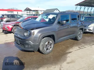 2017 Jeep Renegade Sport z VIN ZACCJBAH7HPF40297, wystawiony jako IAAI lot #41650907 z przebiegiem 35 630 mil mil oraz . Historia ofert i sprzedaży dostępna na DreamBid. Obrazek 20.