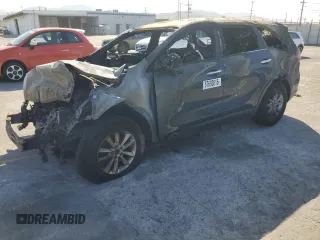 2019 Kia Sorento LX z VIN 5XYPG4A5XKG490455, wystawiony jako Copart lot #57693815 z przebiegiem Nie podano mil oraz Nie do naprawy. Historia ofert i sprzedaży dostępna na DreamBid. Obrazek 1.