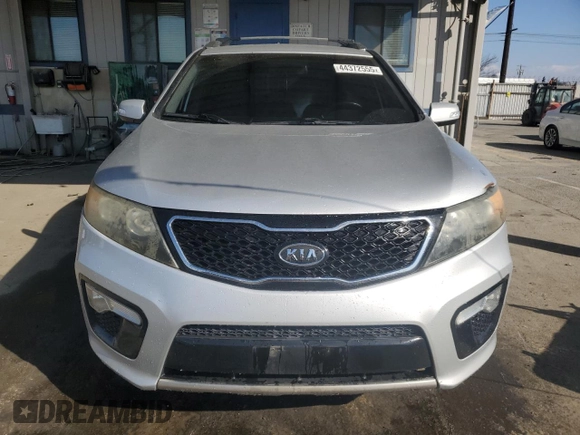 2011 Kia Sorento SX with VIN 5XYKW4A28BG170568, listed as a Copart auction lot 44372555 with 218,737 mi miles and Salvage Title. Bid and sale history available at carsss.com. Image 5.