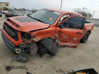 2015 Toyota Tundra 4WD Truck SR5 with VIN 5TFDW5F1XFX475409, listed as a Copart auction lot 44112505 with 0 mi miles and Salvage Title. Bid and sale history available at carsss.com. Image 1.