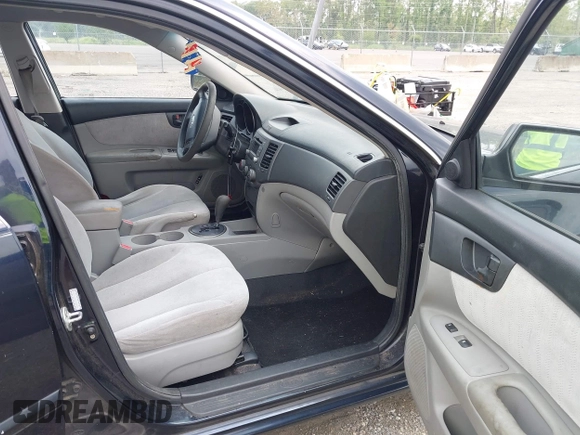 2010 Kia Optima LX z VIN KNAGG4A89A5400338, wystawiony jako IAAI lot #42410076 z przebiegiem 253 870 mil mil oraz . Historia ofert i sprzedaży dostępna na DreamBid. Obrazek 5.