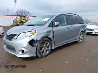 2011 Toyota Sienna SE with VIN 5TDXK3DC1BS096963, listed as a IAAI auction lot 41676328 with 168,436 mi miles. Bid and sale history available at carsss.com. Image 6.