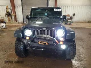 2017 Jeep Wrangler Unlimited Sahara z VIN 1C4BJWEG9HL698729, wystawiony jako Copart lot #55981555 z przebiegiem 117 556 mil mil oraz Czysty tytuł • Clean title. Historia ofert i sprzedaży dostępna na DreamBid. Obrazek 5.