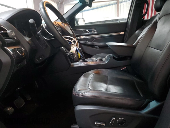 2017 Ford Explorer Sport с VIN 1FM5K8GT8HGA46253, выставлен на аукционе Copart как лот 61855765 с пробегом 101 233 миль миль и Списание • Salvage title. История ставок и продаж доступна на DreamBid. Изображение 7.
