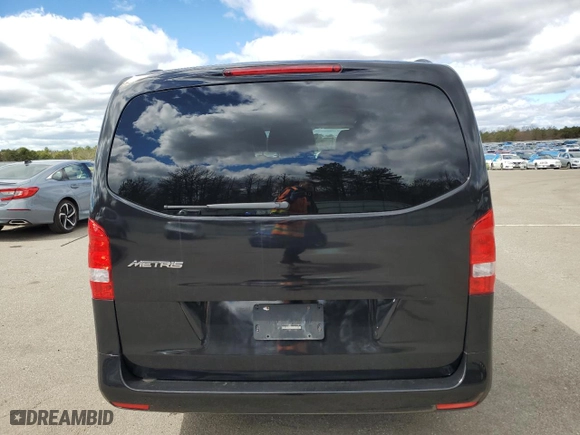 2017 Mercedes-Benz Metris Passenger Van with VIN WD4PG2EE3H3319743, listed as a Copart auction lot 49717164 with 91,127 mi miles and Salvage Title. Bid and sale history available at carsss.com. Image 6.