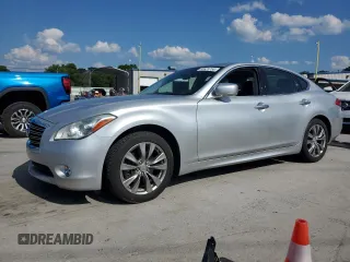 2013 Infiniti M with VIN JN1BY1AP5DM512633, listed as a Copart auction lot 63625755 with 102,190 mi miles and Salvage title. Bid and sale history available at DreamBid. Image 1.
