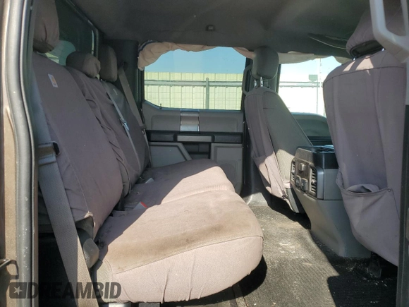2017 Ford F-250 Lariat z VIN 1FT7W2BT8HEE30051, wystawiony jako Copart lot #53890075 z przebiegiem 165 508 mil mil oraz Szkoda całkowita • Salvage title. Historia ofert i sprzedaży dostępna na DreamBid. Obrazek 10.