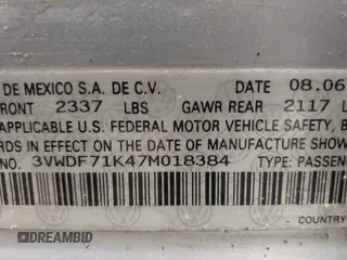 2007 Volkswagen Jetta 2.5 с VIN 3VWDF71K47M018384, выставлен на аукционе IAAI как лот 41400272 с пробегом 103 582 миль миль и . История ставок и продаж доступна на DreamBid. Изображение 9.