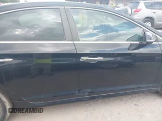 2018 Hyundai Sonata Sport with VIN 5NPE34AF4JH604405, listed as a IAAI auction lot 42156145 with 88,725 mi miles and . Bid and sale history available at carsss.com. Image 14.