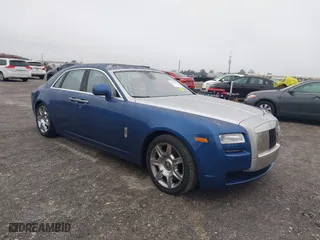 2011 Rolls-Royce Ghost with VIN SCA664S55BUX49548, listed as a IAAI auction lot 41395054 with 17,710 mi miles. Bid and sale history available at carsss.com. Image 1.