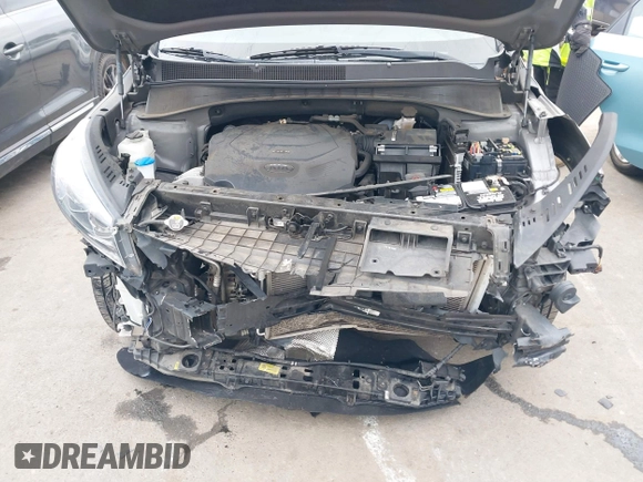 2019 Kia Sorento S V6 with VIN 5XYPGDA53KG482987, listed as a IAAI auction lot 41519965 with 95,708 mi miles. Bid and sale history available at carsss.com. Image 10.