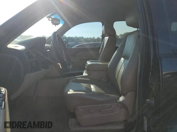 2011 Chevrolet Tahoe LS with VIN 1GNSCAE07BR394942, listed as a Copart auction lot 62221505 with 176,443 mi miles and Clean title. Bid and sale history available at DreamBid. Image 7.