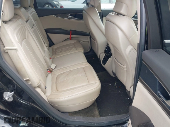2017 Lincoln MKX Reserve with VIN 2LMPJ6LR0HBL16324, listed as a IAAI auction lot 41157696 with 118,028 mi miles. Bid and sale history available at carsss.com. Image 8.
