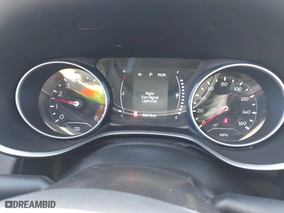 2018 Jeep Compass Latitude with VIN 3C4NJCBB5JT461492, listed as a IAAI auction lot 41833562 with 89,246 mi miles. Bid and sale history available at carsss.com. Image 7.
