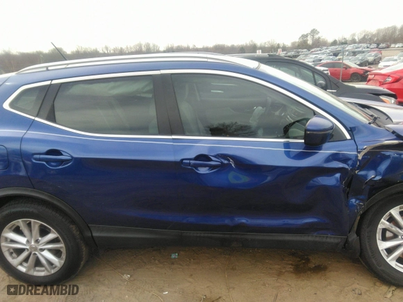 2018 Nissan Rogue Sport S with VIN JN1BJ1CP7JW151343, listed as a IAAI auction lot 41765611 with 61,118 mi miles. Bid and sale history available at carsss.com. Image 13.