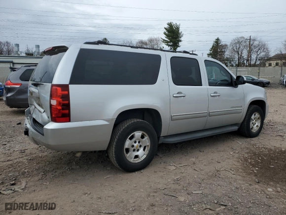 2010 Chevrolet Suburban LT with VIN 1GNUKJE37AR172308, listed as a Copart auction lot 51236005 with 192,270 mi miles and Salvage Title. Bid and sale history available at carsss.com. Image 3.