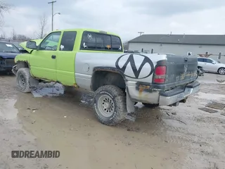 1997 Dodge 2500 with VIN 3B7KF23Z2VM513042, listed as a IAAI auction lot 41662680 with 200,001 mi miles and . Bid and sale history available at DreamBid. Image 3.