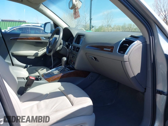 2011 Audi Q5 Premium Plus with VIN WA1LFAFP9BA086938, listed as a IAAI auction lot 42032036 with 118,684 mi miles and . Bid and sale history available at DreamBid. Image 5.