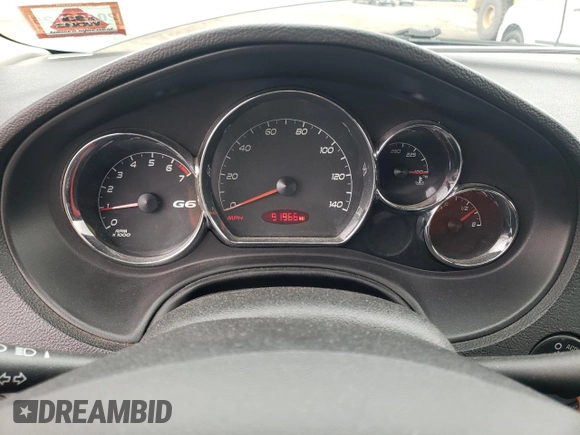 2008 Pontiac G6 GT z VIN 1G2ZH57N184198921, wystawiony jako Copart lot #56825915 z przebiegiem 91 966 mil mil oraz Czysty tytuł • Clean title. Historia ofert i sprzedaży dostępna na DreamBid. Obrazek 9.