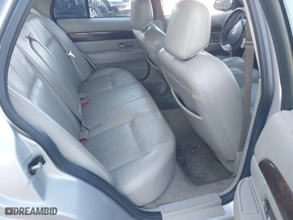 2007 Mercury Grand Marquis LS with VIN 2MEFM75V87X628541, listed as a IAAI auction lot 41051994 with 183,363 mi miles. Bid and sale history available at carsss.com. Image 8.