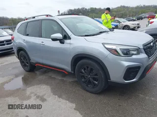 2021 Subaru Forester Sport with VIN JF2SKARC9MH433914, listed as a IAAI auction lot 41905614 with 89,183 mi miles. Bid and sale history available at carsss.com. Image 1.