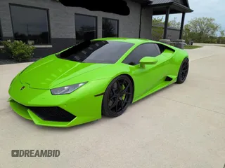 2015 Lamborghini Huracan z VIN ZHWUC1ZF7FLA03405, wystawiony jako Copart lot #57724465 z przebiegiem 31 953 mil mil oraz Tytuł czysty. Historia ofert i sprzedaży dostępna na DreamBid. Obrazek 2.