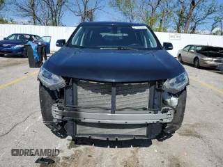 2021 Chevrolet Traverse LT Cloth z VIN 1GNEVGKWXMJ163795, wystawiony jako Copart lot #51972485 z przebiegiem 28 043 mil mil oraz Szkoda całkowita • Salvage title. Historia ofert i sprzedaży dostępna na DreamBid. Obrazek 5.