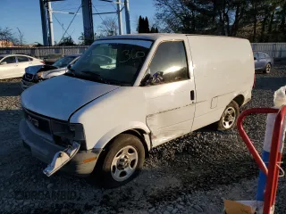 2005 GMC Safari Cargo with VIN 1GTDM19X65B509260, listed as a Copart auction lot 78824514 with 107,939 mi miles and Salvage Title. Bid and sale history available at carsss.com. Image 1.