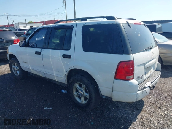 2004 Ford Explorer XLT with VIN 1FMZU73K54UB28990, listed as a IAAI auction lot 42107171 with 213,002 mi miles and . Bid and sale history available at DreamBid. Image 3.