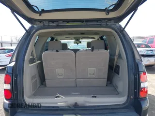 2007 Ford Explorer XLT with VIN 1FMEU73EX7UB50867, listed as a IAAI auction lot 41807131 with 182,673 mi miles. Bid and sale history available at carsss.com. Image 19.