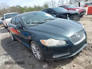 2010 Jaguar XF Premium Luxury with VIN SAJWA0GB4ALR57747, listed as a IAAI auction lot 41807833 with 1 mi miles. Bid and sale history available at carsss.com. Image 1.