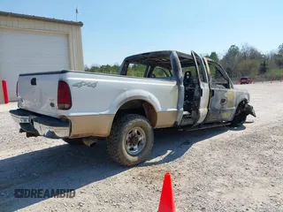 2000 Ford Super Duty F-250 XL with VIN 1FTNW21F2YEA65336, listed as a IAAI auction lot 41781199 with 1 mi miles. Bid and sale history available at carsss.com. Image 4.
