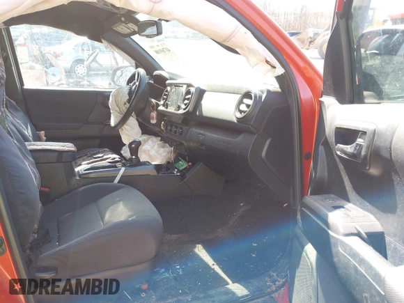 2016 Toyota Tacoma SR with VIN 3TMCZ5AN0GM001120, listed as a IAAI auction lot 41769108 with 190,635 mi miles and . Bid and sale history available at DreamBid. Image 5.