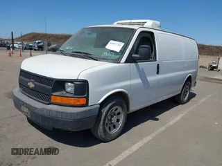 2012 Chevrolet Express Cargo z VIN 1GCSGAFX9C1196226, wystawiony jako IAAI lot #42607742 z przebiegiem 121 026 mil mil oraz . Historia ofert i sprzedaży dostępna na DreamBid. Obrazek 17.