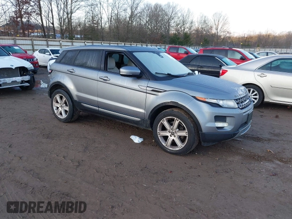 2013 Land Rover Range Rover Evoque Pure Premium z VIN SALVR2BG2DH707604, wystawiony jako IAAI lot #41199994 z przebiegiem 115 922 mil mil oraz . Historia ofert i sprzedaży dostępna na DreamBid. Obrazek 1.