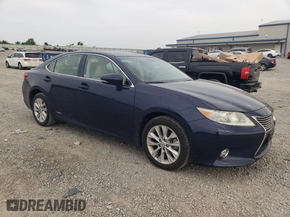 2014 Lexus ES 300h z VIN JTHBW1GG7E2040053, wystawiony jako Copart lot #55051145 z przebiegiem 158 961 mil mil oraz Szkoda całkowita • Salvage title. Historia ofert i sprzedaży dostępna na DreamBid. Obrazek 4.